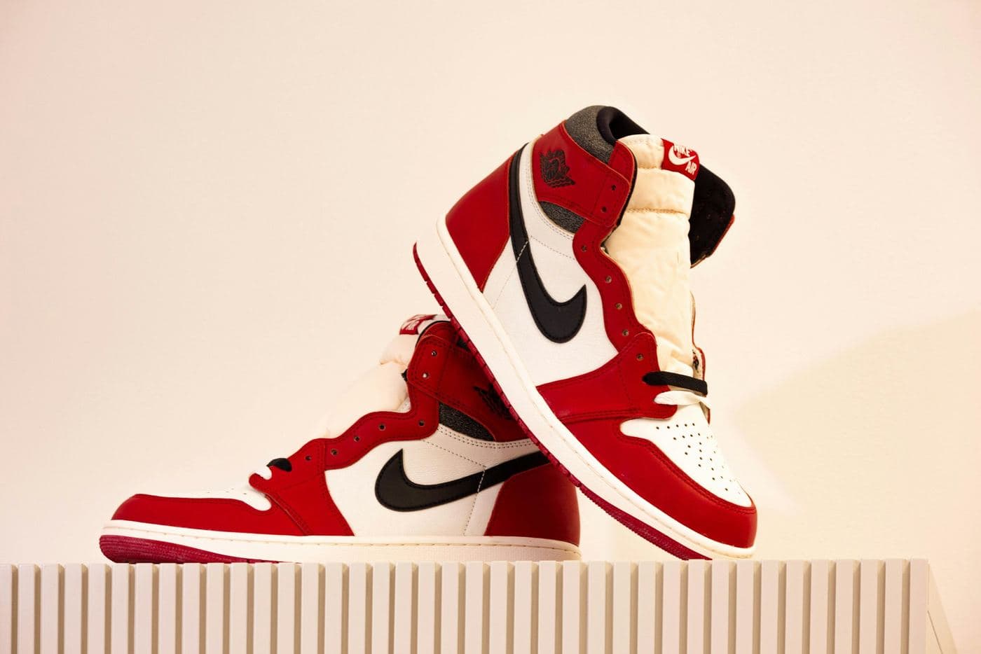 Jordan 1 Retro High Chicago Lost & Found, alternate view