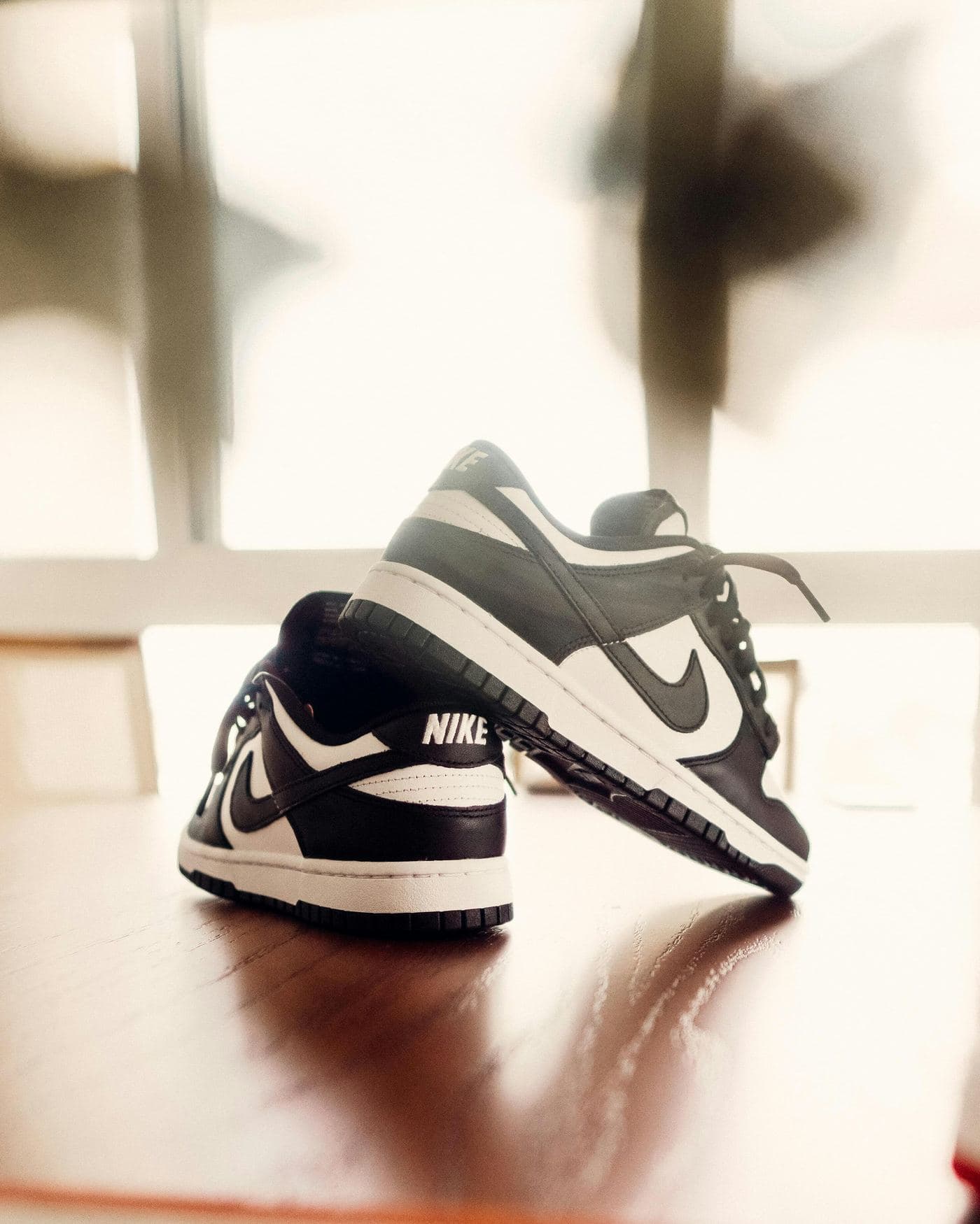 Nike Dunk Low Panda, alternate view